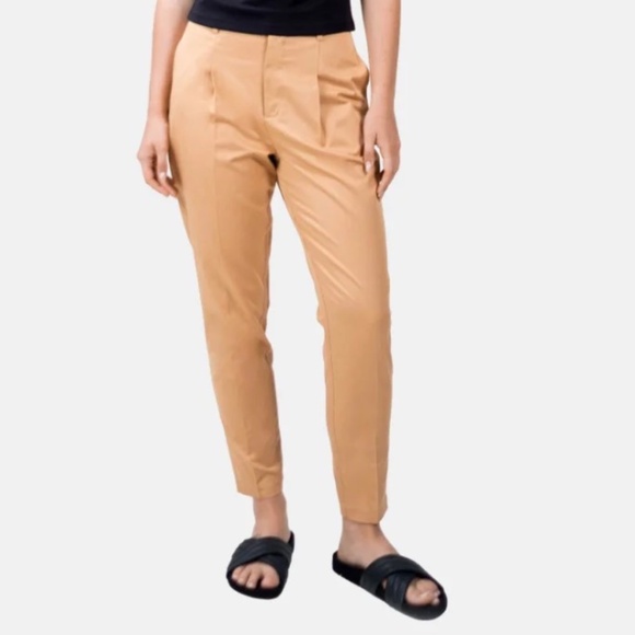 1 People organic cotton Salo Tapered Trousers - Doe - Picture 1 of 7
